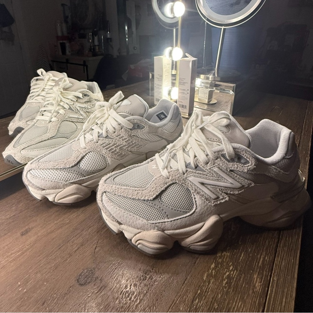 New Balance 9060 Womens